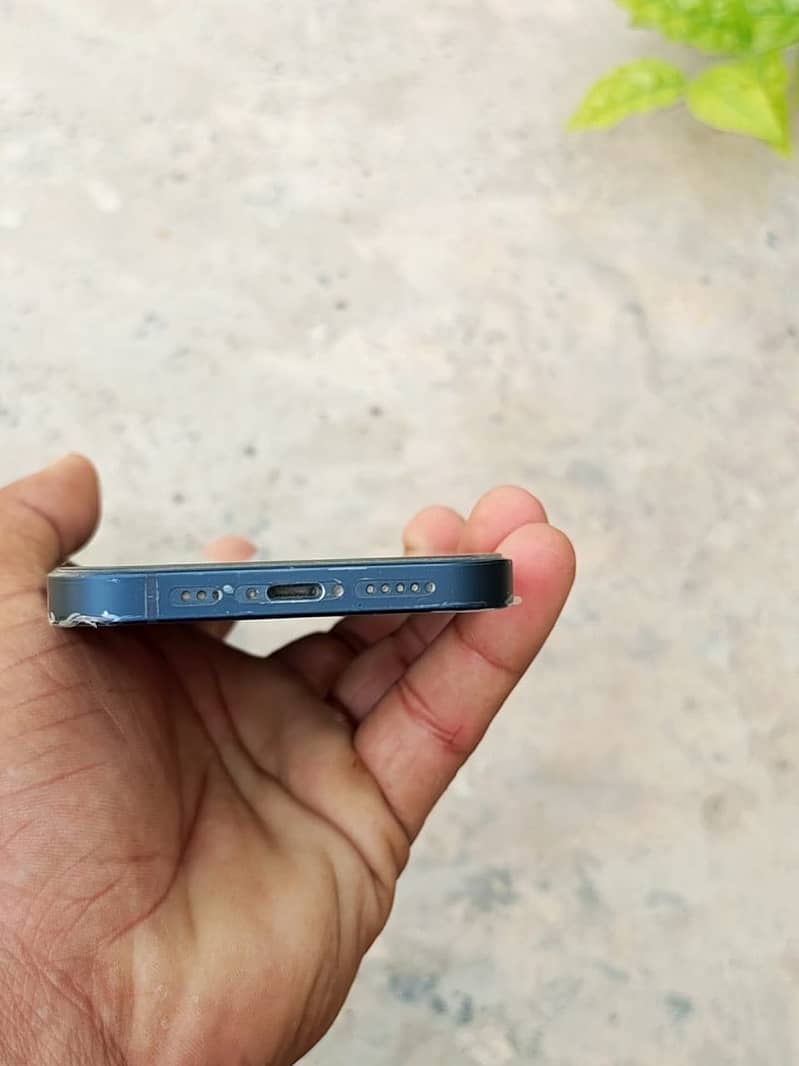 Apple iPhone 14 2