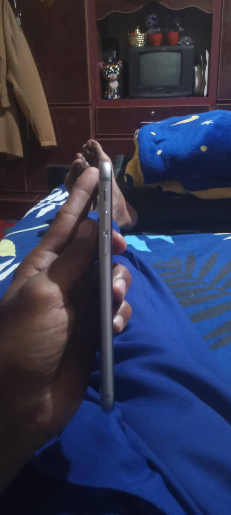 Apple iPhone 6S 1