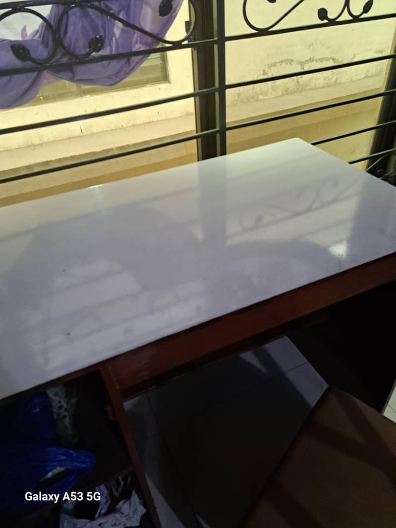 study table with chair 2