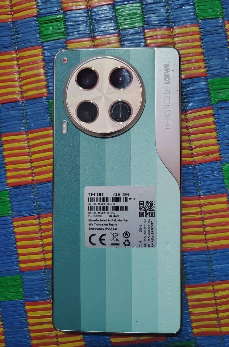 Tecno CAMON 30 0