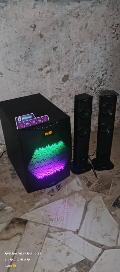 Woofer For sale Fenda t300x brand new condition
