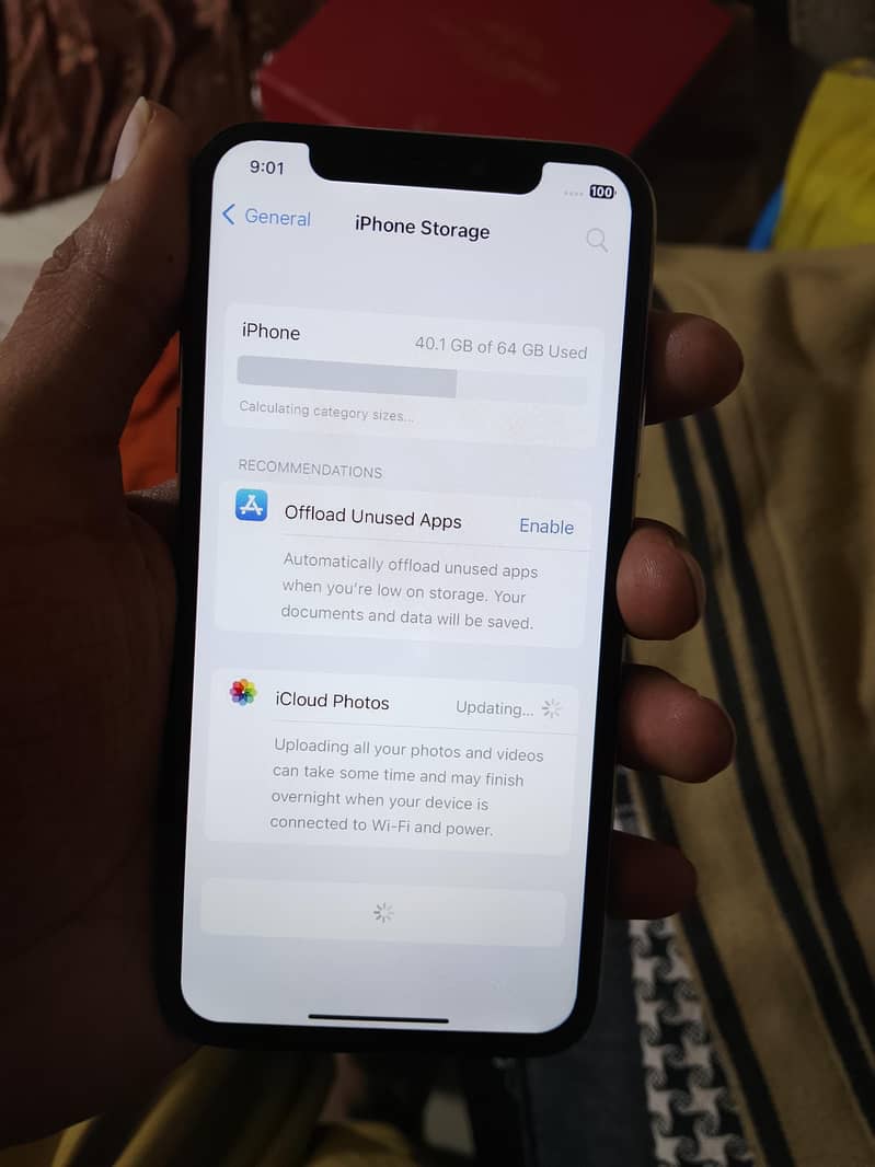 Apple iPhone X 4