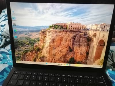 Microsoft Surface Laptop 4 i5 11Th Generation 16GB Ram 256GB SSD