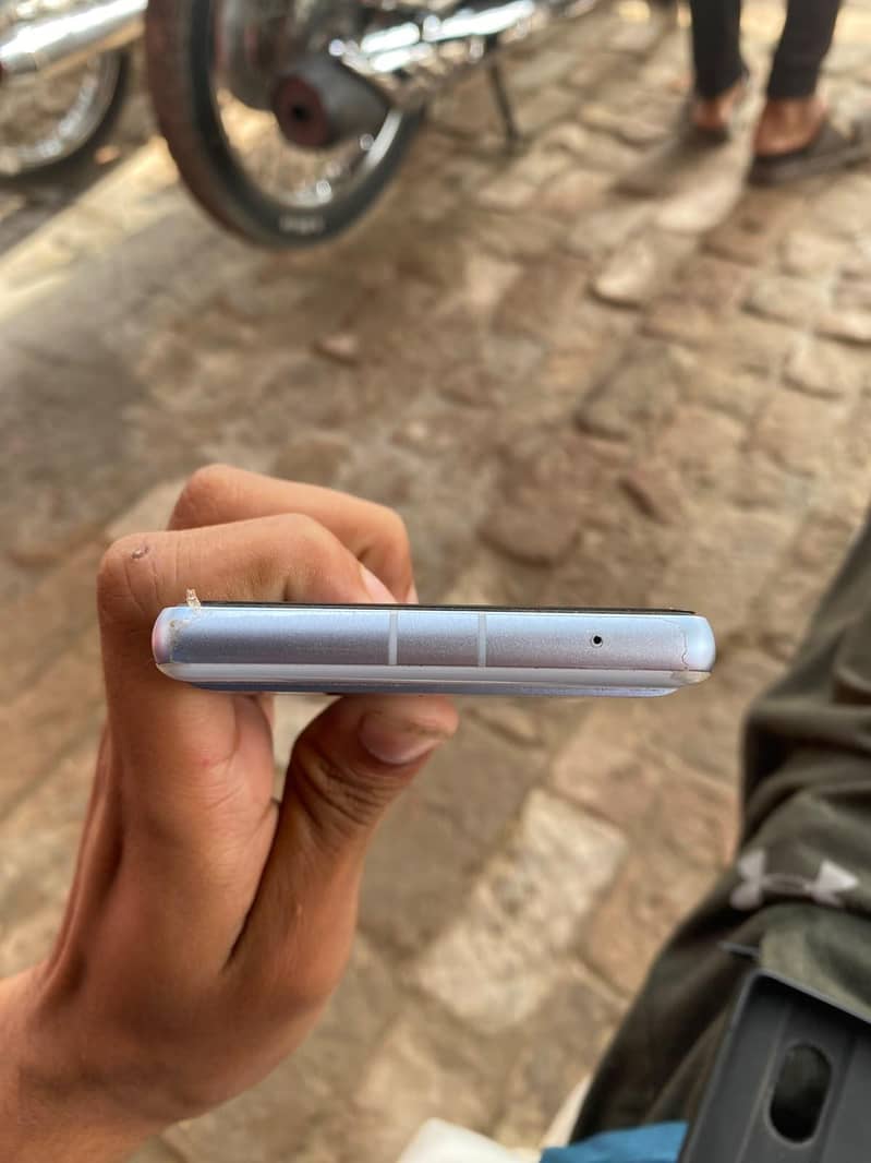 Google Pixel 7a 2