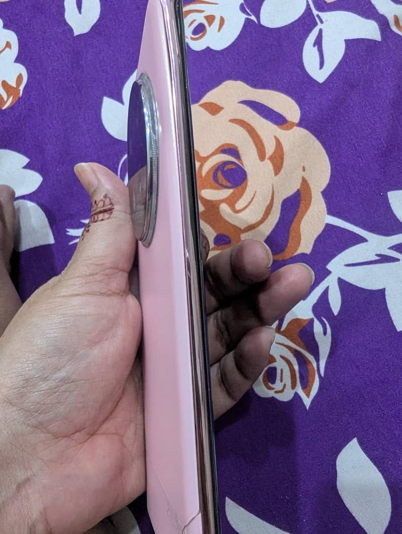 Infinix Zero 40 3