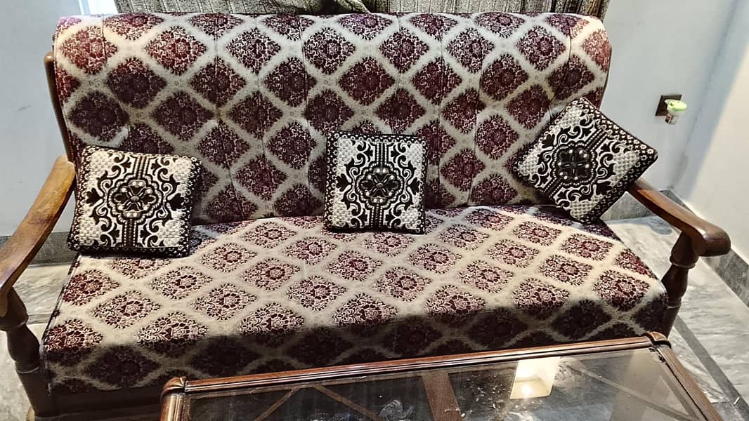 5 seater sofas with table 0