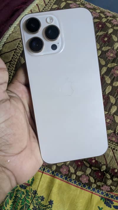 Apple iPhone 16 Pro Max JV