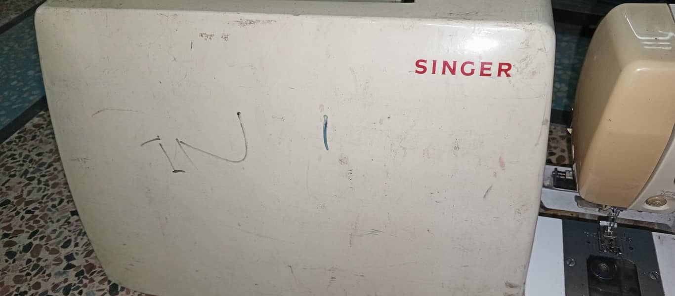 Singer sewing machine 5