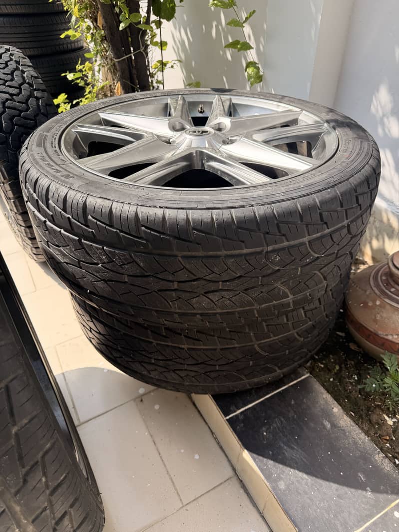 Lexus 5.7 8