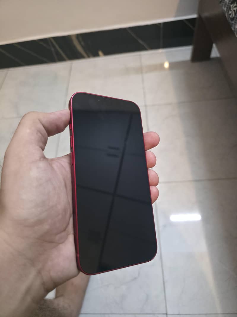 Apple iPhone 13 2