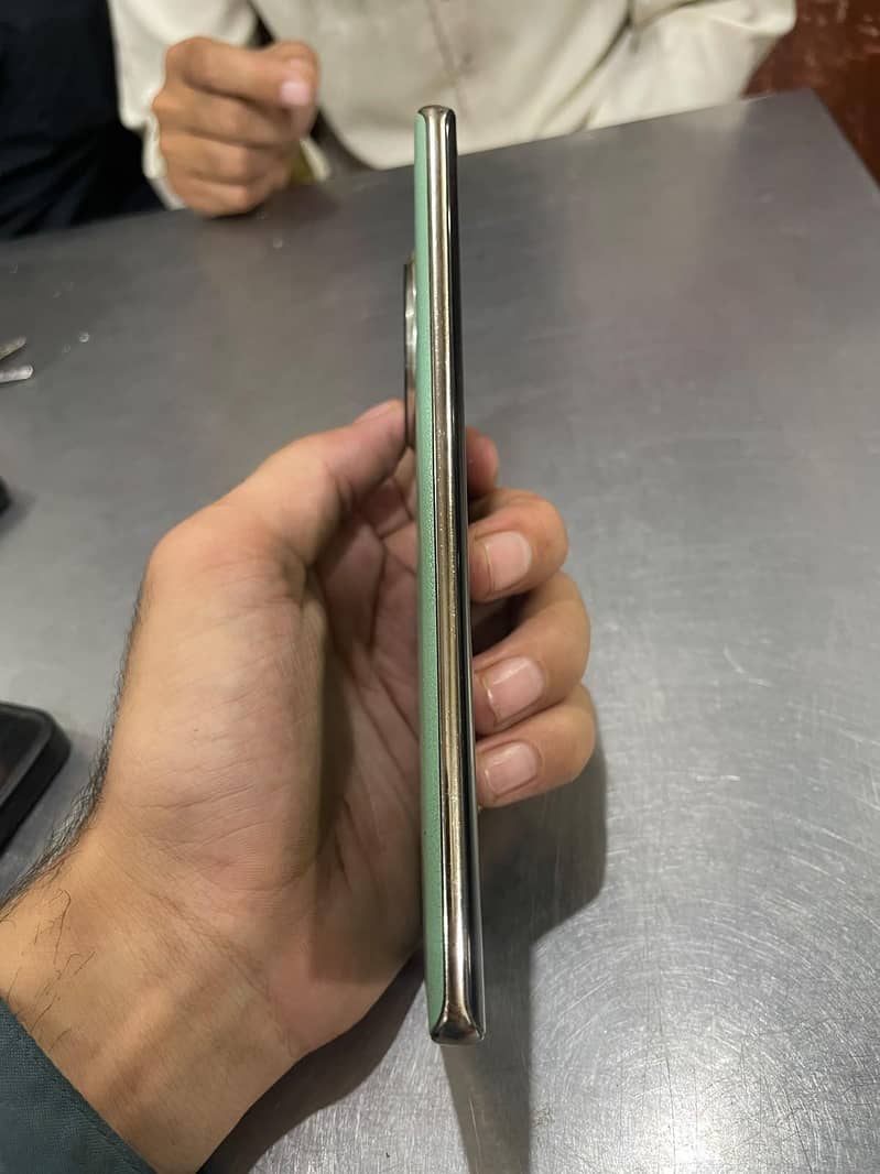 Tecno Spark 20 Pro Plus 4