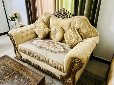 Elegant Sofa Set