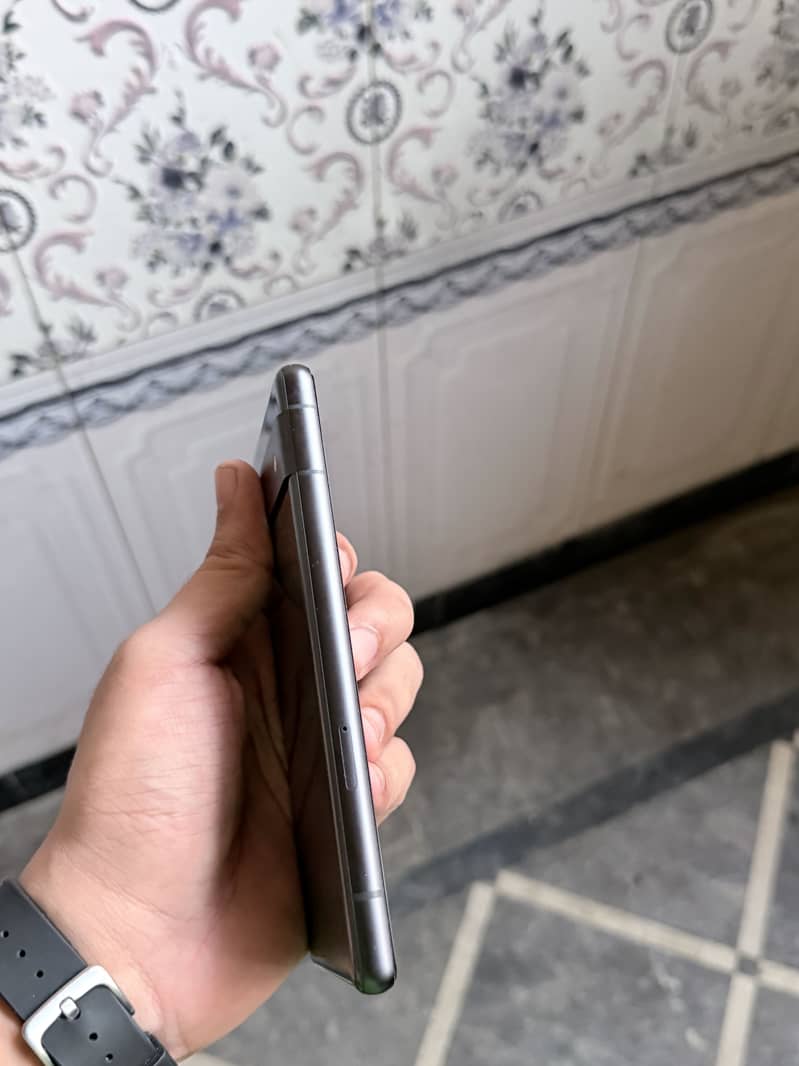 Google Pixel 7a 2