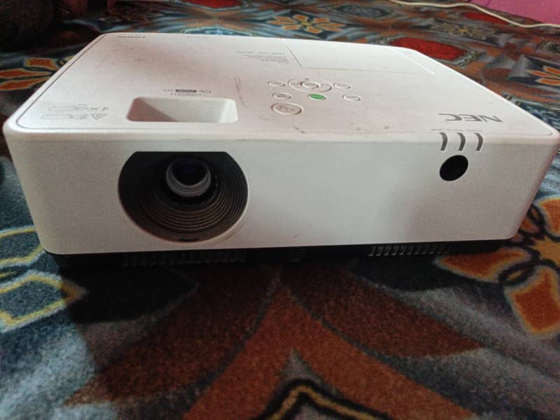 NEC projector 1