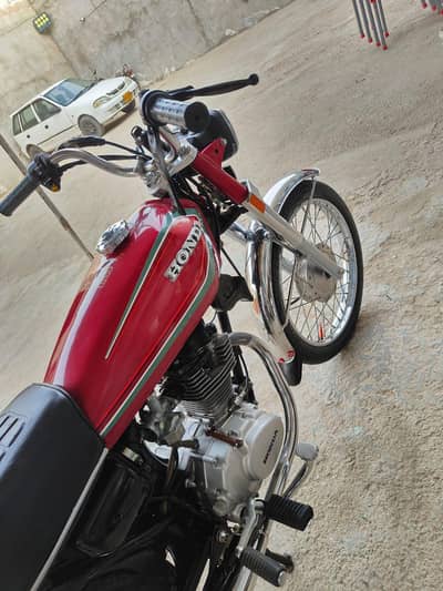 Honda 125cc for sale 1987 model my WhatsApp number03274970864