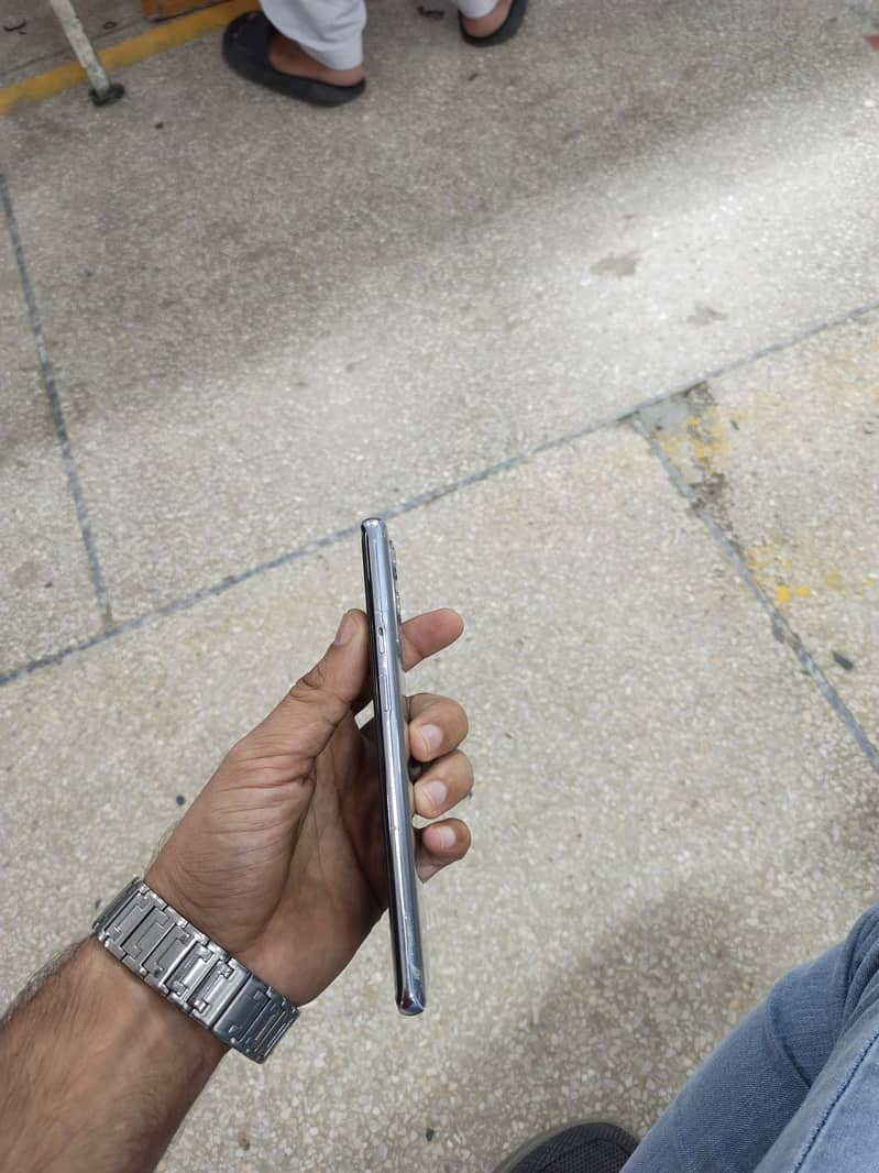 One Plus 9pro 3