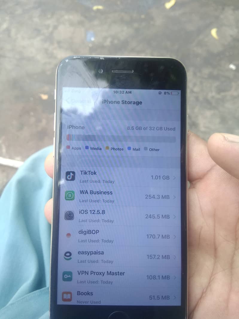 Apple iPhone 6 0