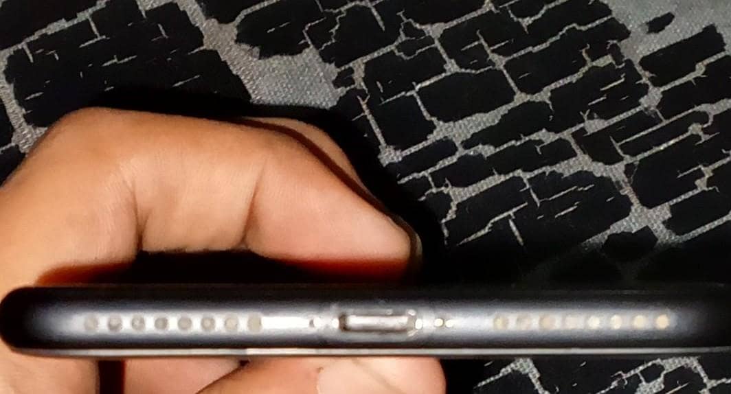 Apple iPhone 7 Plus 6
