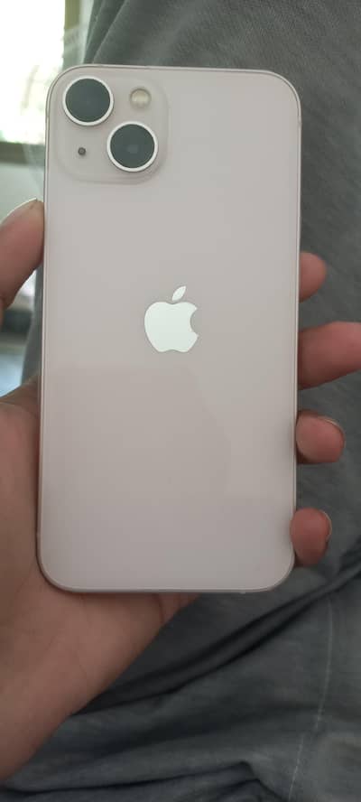 Apple iPhone 13