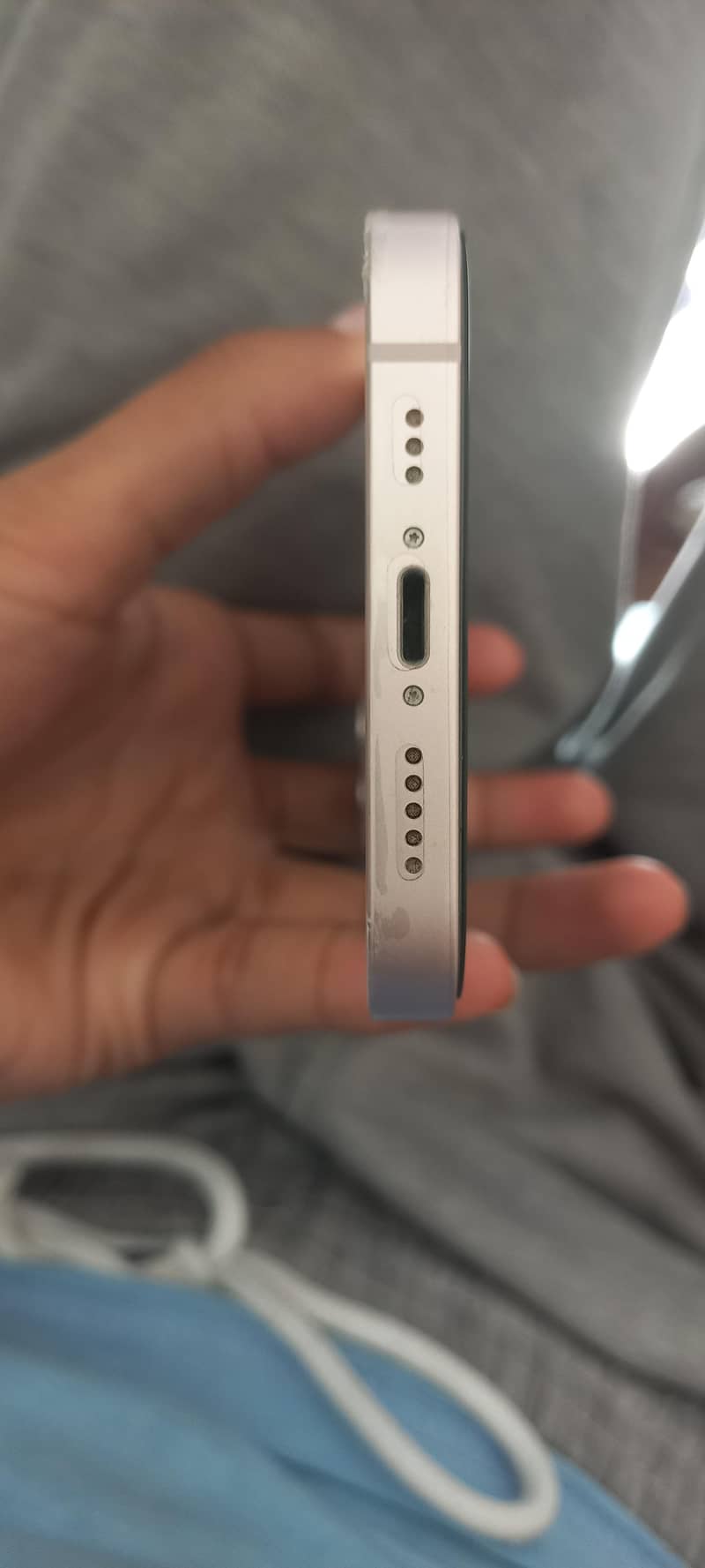 Apple iPhone 13 4