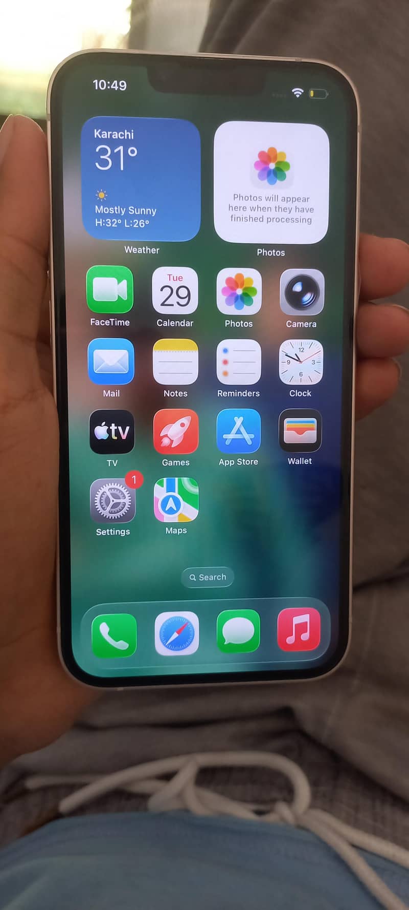 Apple iPhone 13 5