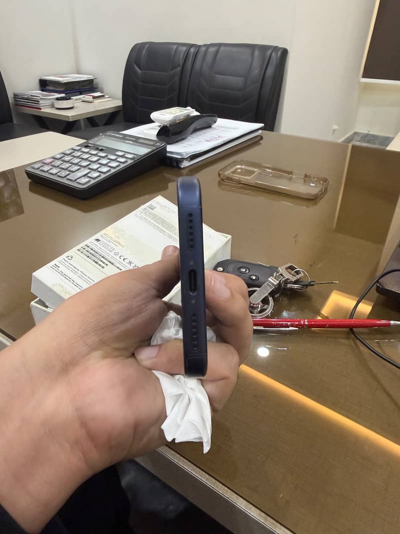 Apple iPhone 17 Pro Max 1