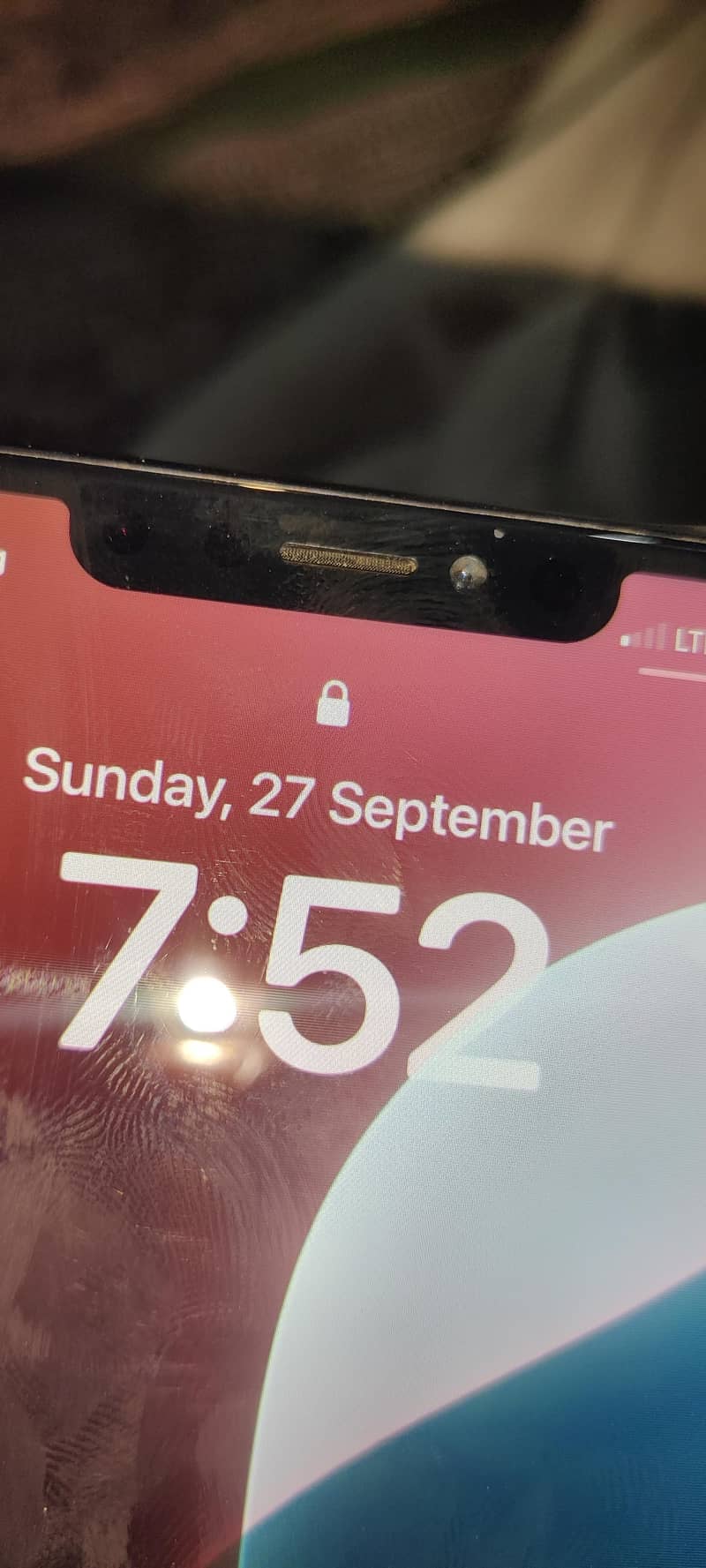 Apple iPhone XS 4