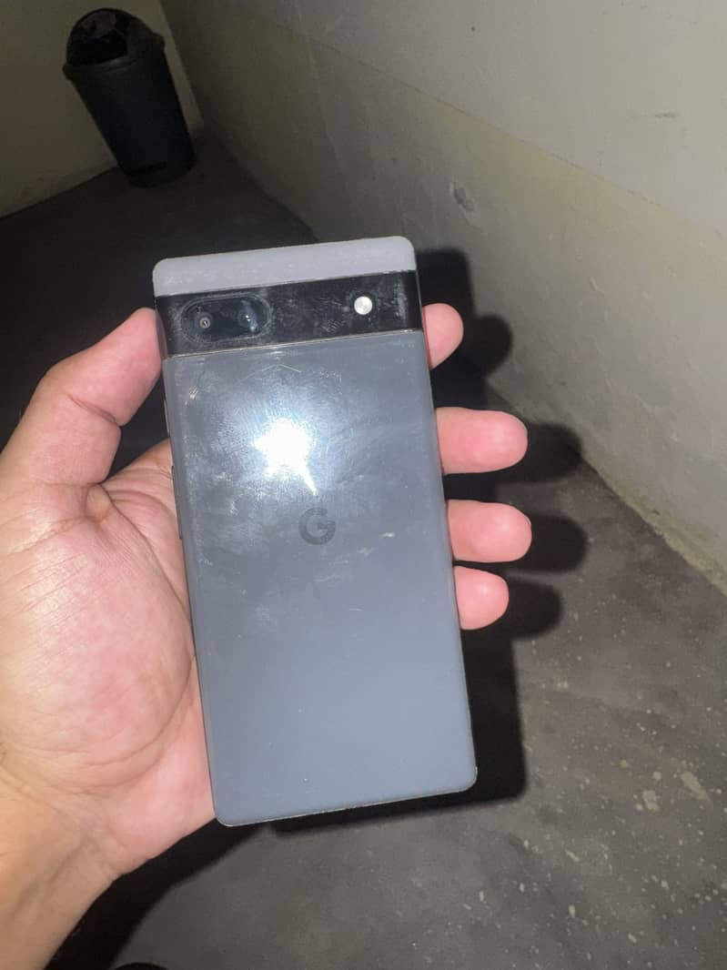 Google Pixel 6a 1