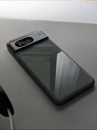 Google Pixel 8 Lush condition