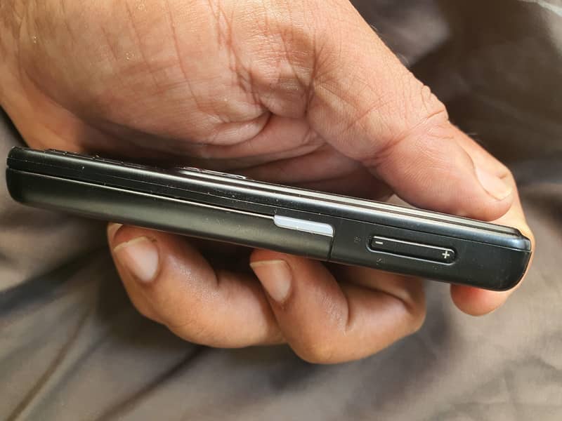 Nokia 6300 4