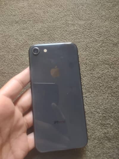 Apple iPhone 8