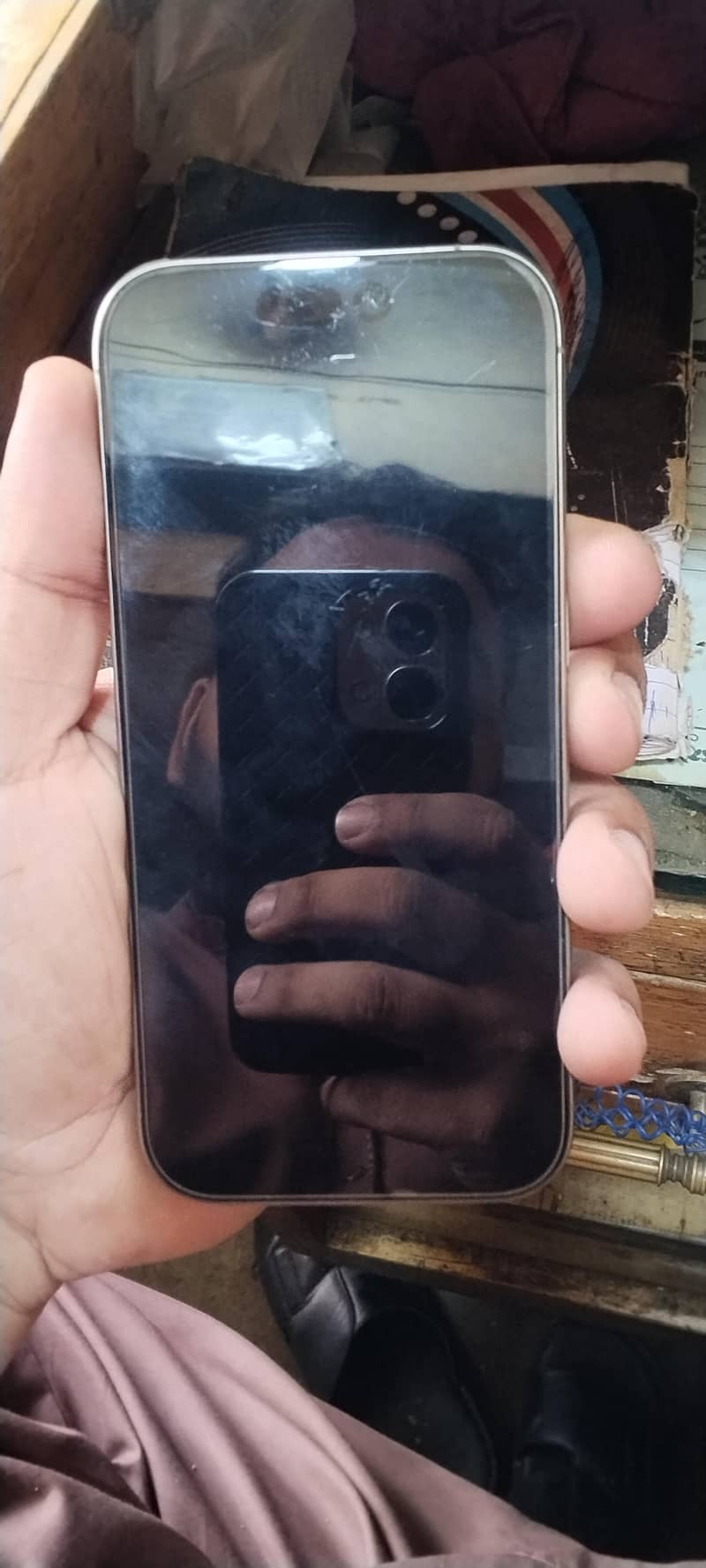 Apple iPhone 16 Pro 0