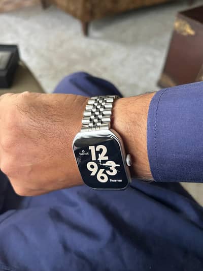 Sveston Prestige Smartwatch still under warranty