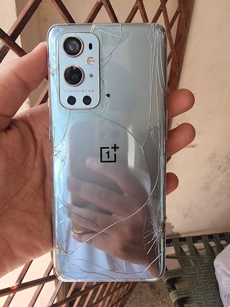 One Plus 9 Pro 1