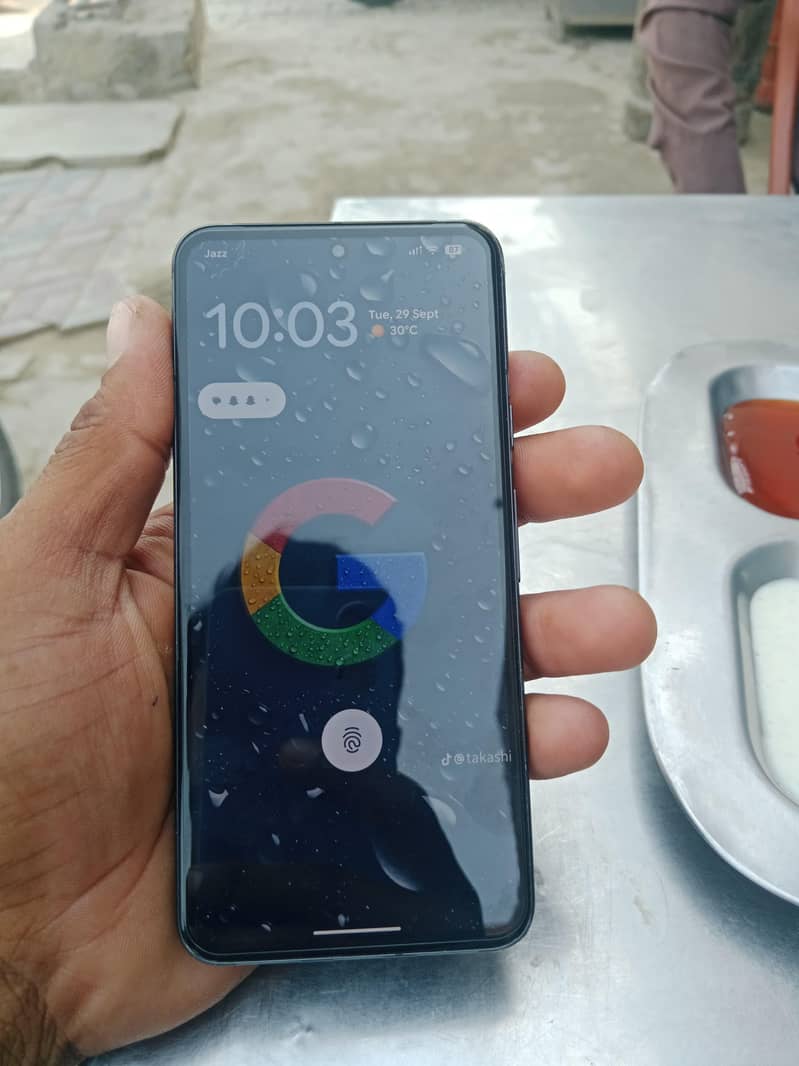 Google Pixel 8 2