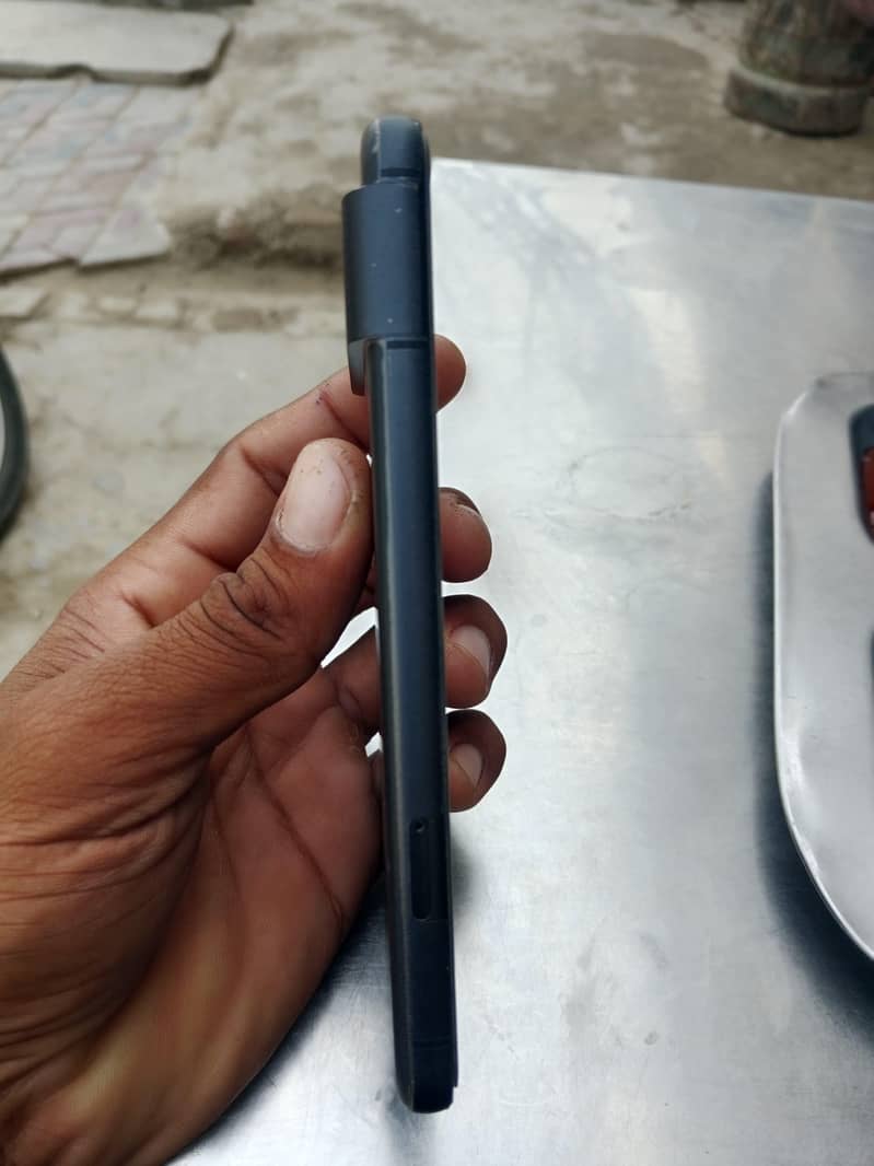 Google Pixel 8 5