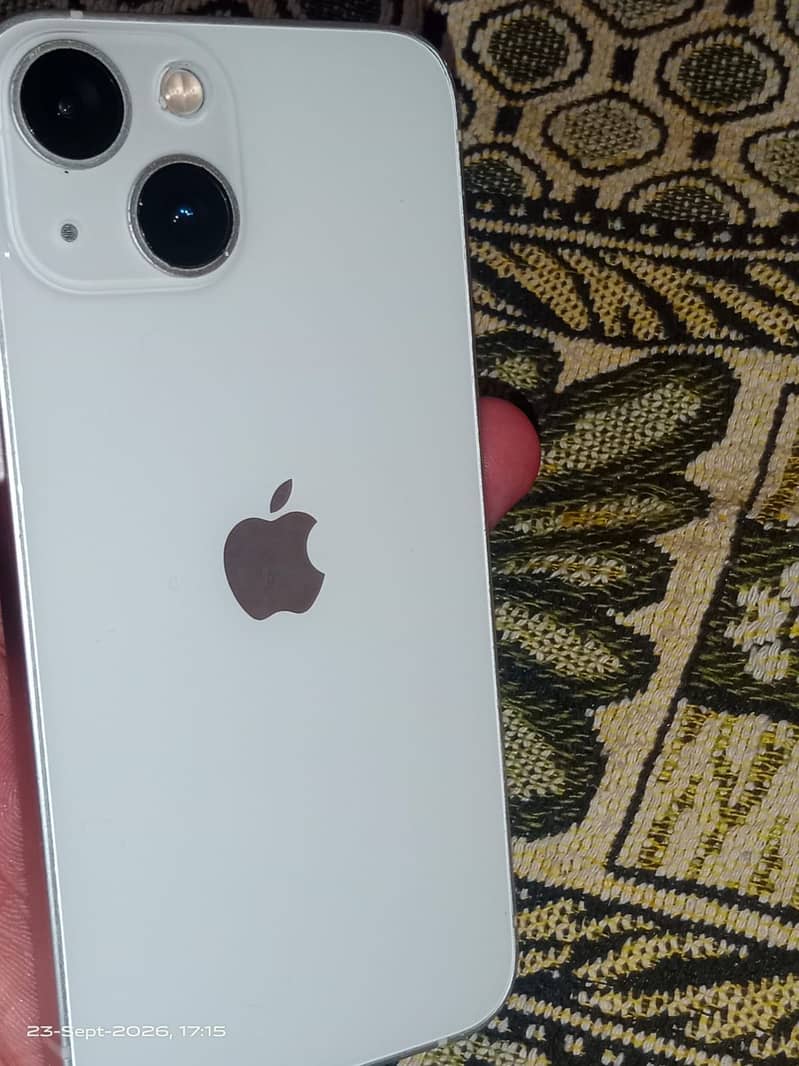 iPhone 13 mini 1