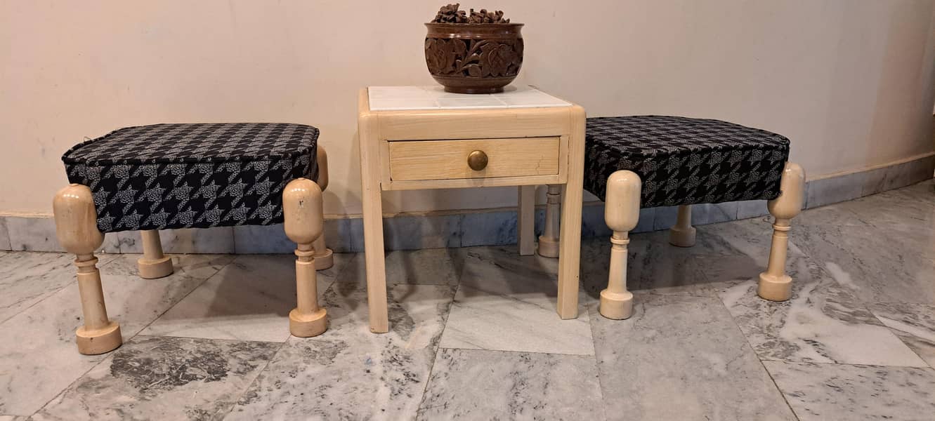 Side Table with seats 1