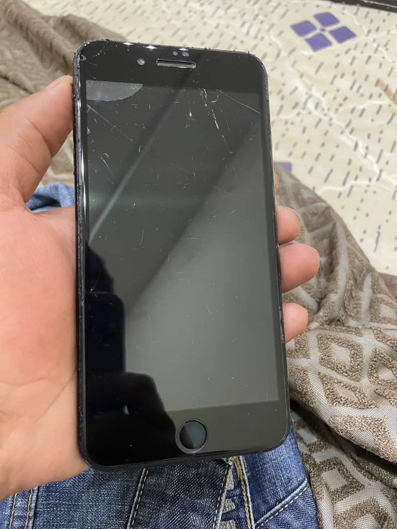 Apple iPhone 7 Plus 0