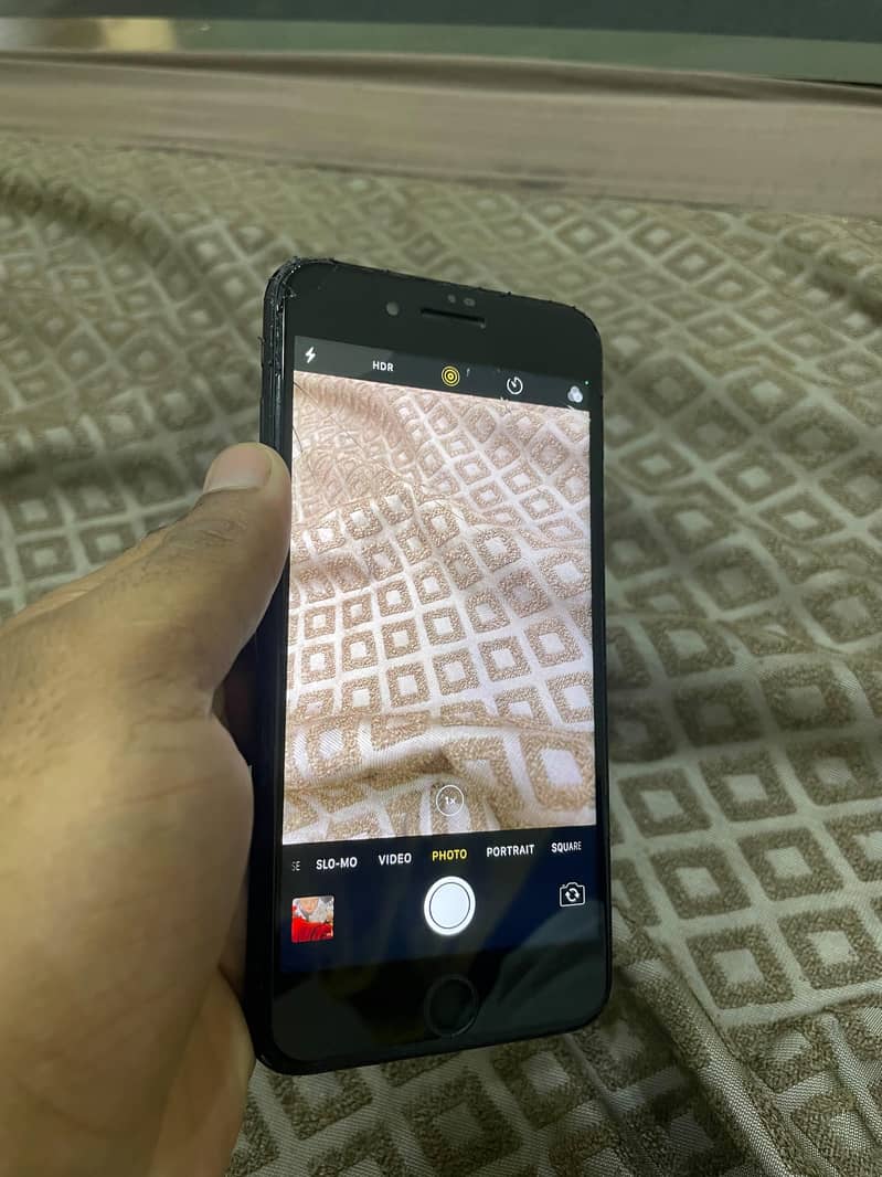 Apple iPhone 7 Plus 3