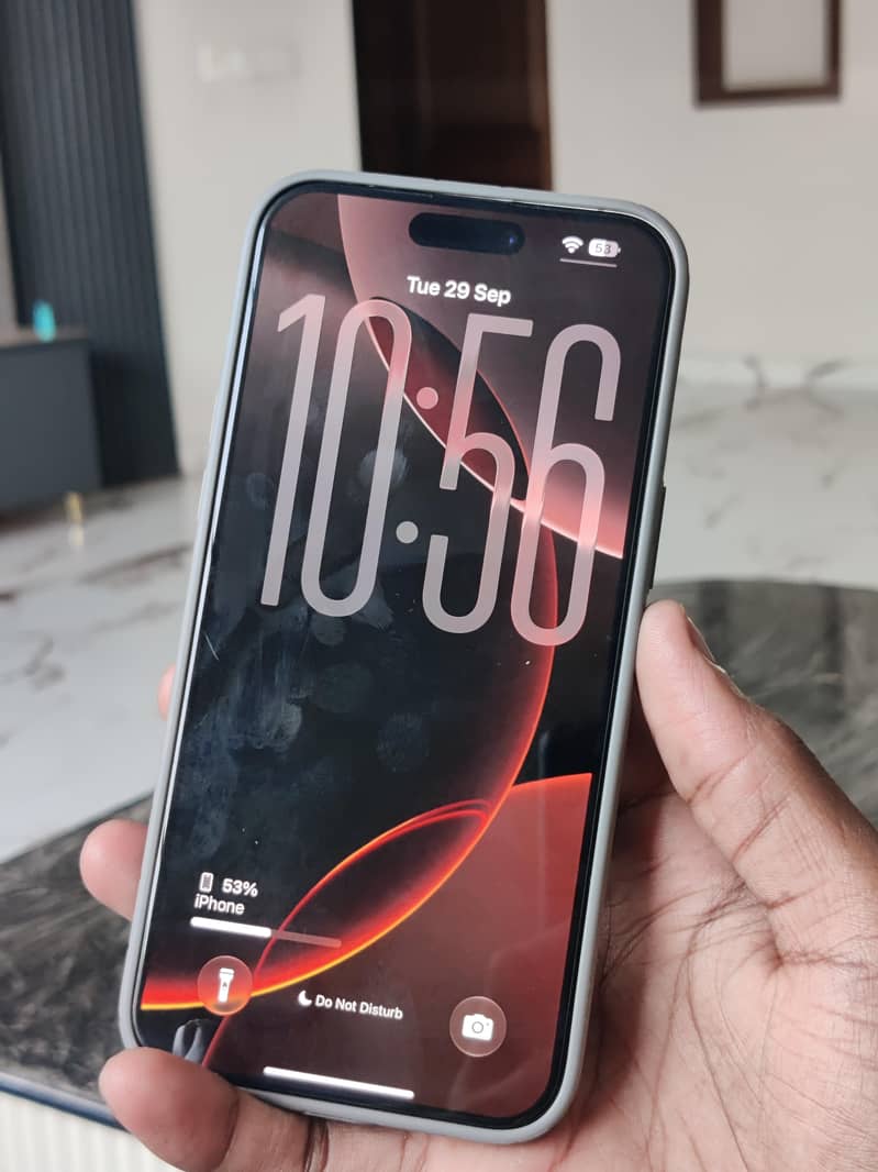 Apple iPhone 15 Pro Max 2