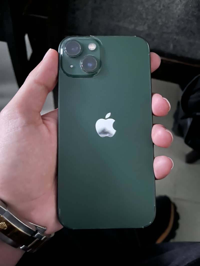 Apple iPhone 13 1