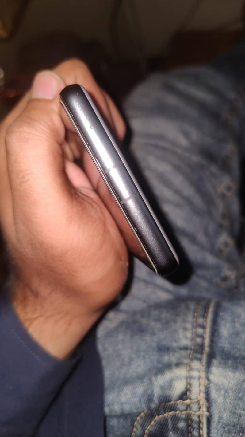 Google Pixel 7a 3