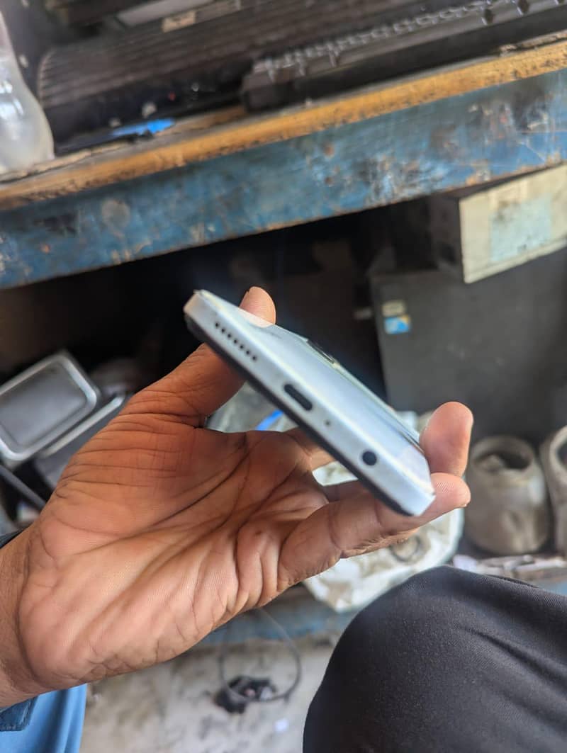 Tecno Camon 19 1