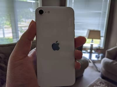 Apple iPhone SE