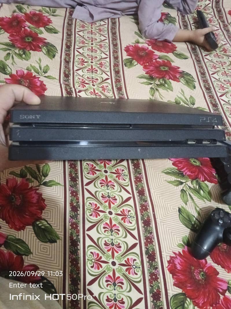 PS4 pro 1