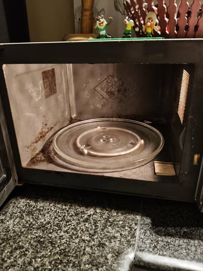 Haier Microwave Oven