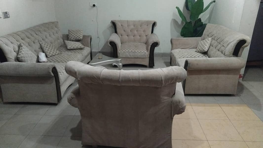 sofa set 0