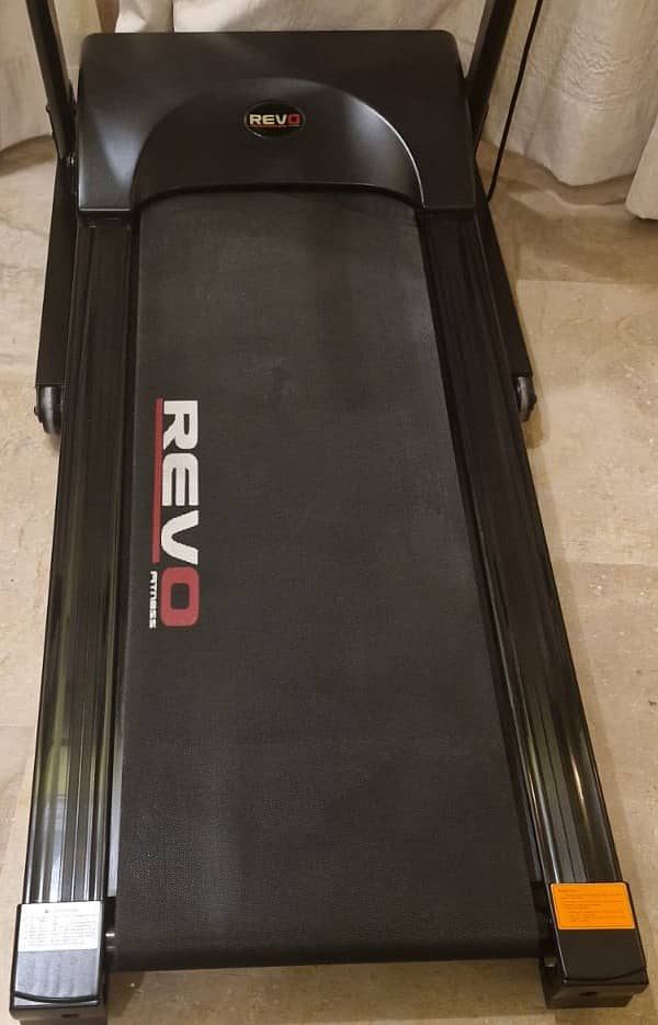 Motorized Treadmill Rt 101 3