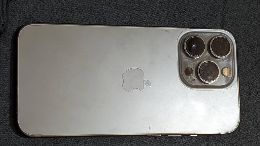 Apple iPhone 13 Pro 0